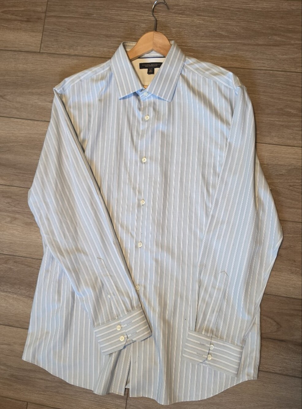 Banana Republic Non Iron Slim Fit Tonal Stripe Dress Shirt XL Like New!